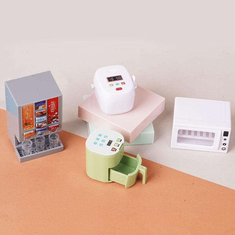 Dollhouse Miniature Kitchen Ap - Commercial Kitchen Juicer recension och pris
